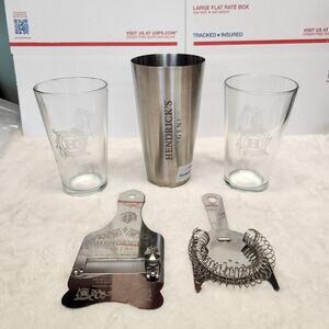 NEW OUT OF BOX Hendrick’s Gin Bar Stainless Steel Gift Set
